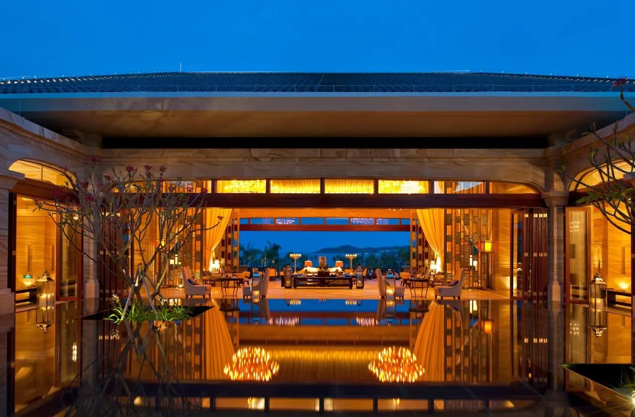 Wanda Reign Resort & Villas Sanya Haitang Bay 5*,