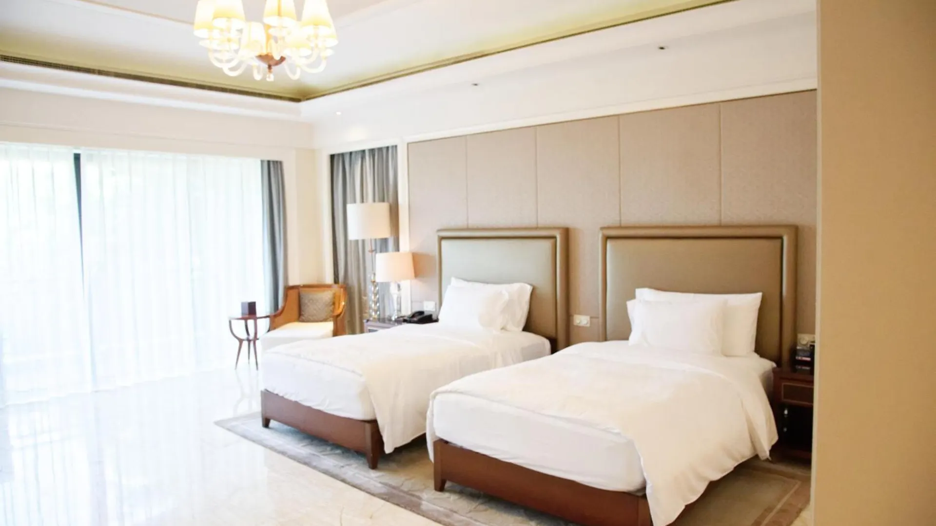 Wanda Reign Resort & Villas Sanya Haitang Bay 5*,